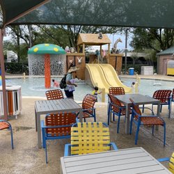 Quillian Center - Kitty pool
