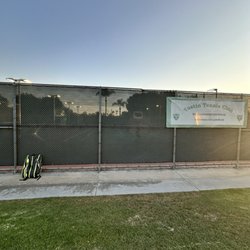 Magnolia Tree Park - Front view of courts