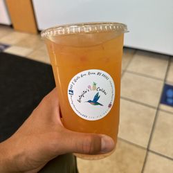 Antojitos Colibri - Agua fresca de mango y sandía mix