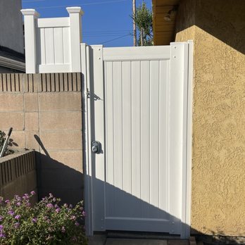 GnG Vinyl Fencing - Gate - Fences & Gates Near Me - Glendale, California GnG Vinyl Fencing - Gate - Fences & Gates Near Me - Glendale, California