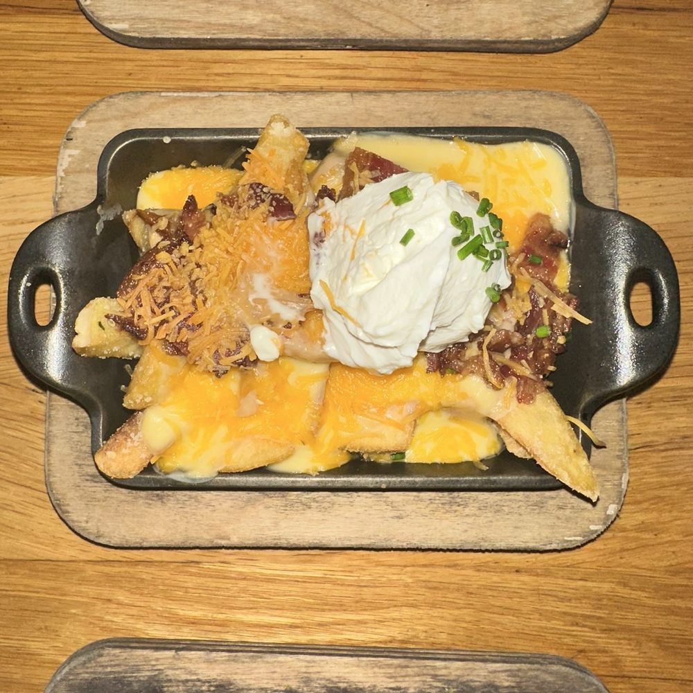 Bigfire - Loaded Pub Fries - American Near Me - Orlando, Florida Bigfire - Loaded Pub Fries - American Near Me - Orlando, Florida