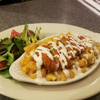 Veggie Galaxy - Vegan Buffalo chicken Mac and cheese - so good! - Breakfast & Brunch Near Me - Cambridge, Massachusetts