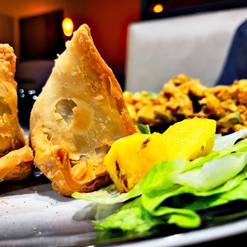 Curries Indian Restaurant & Bar - Samosas - Indian Near Me - Yuma, Arizona