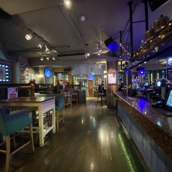 Cow & Creek - Inside - Pubs Near Me - Oxford, OXF Cow & Creek - Inside - Pubs Near Me - Oxford, OXF