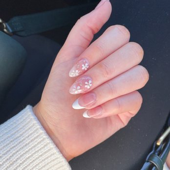Artistic Nails - Nail Salons Near Me - Lincoln, California Artistic Nails - Nail Salons Near Me - Lincoln, California