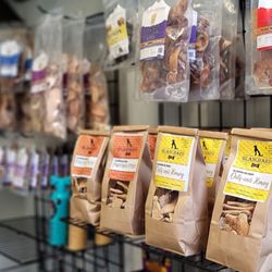 Bones Pet Boutique