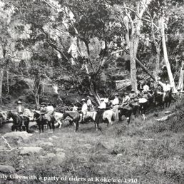 party of riders in 1910
