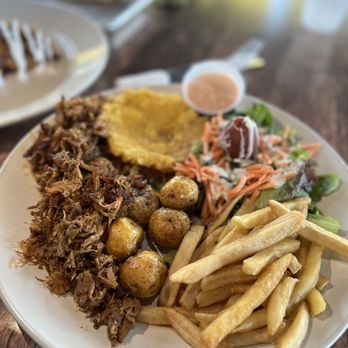 Sofrito Latin Cafe - Roast Pork - Latin American Near Me - Orlando, Florida Sofrito Latin Cafe - Roast Pork - Latin American Near Me - Orlando, Florida