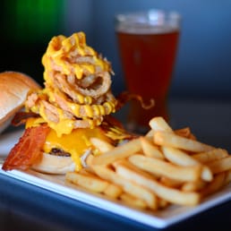 CARL’S TAVERN - Updated October 2025 - 79 Photos & 83 Reviews - 3386 ...