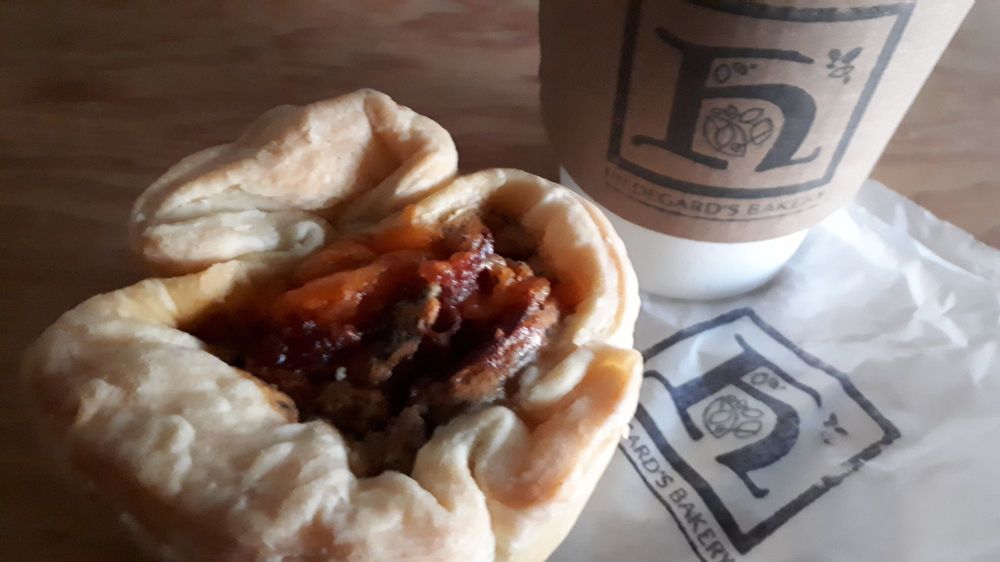 HILDEGARD’S BAKERY 686 Portage Avenue, Winnipeg, Manitoba Pizza