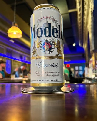 Blue Dog Tavern by null
