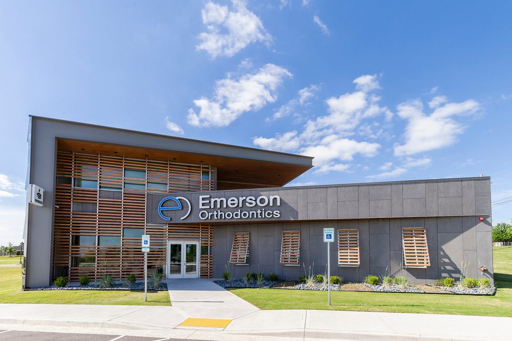 EMERSON ORTHODONTICS 800 W Mission St, Broken Arrow, Oklahoma