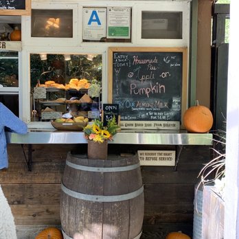 The Trails - Cafes Near Me - Los Angeles, California