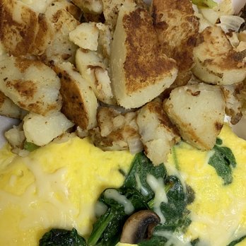 Eppies Restaurant - Diners Near Me - West Sacramento, California