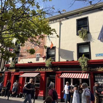 Sheehans - Pubs Near Me - Dublin, D