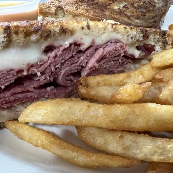 George's Family Restaurant - Reuben - American Near Me - Montgomery, Illinois George's Family Restaurant - Reuben - American Near Me - Montgomery, Illinois