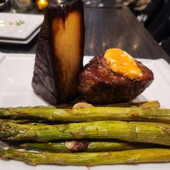 Bar Bistro - Cocktail Bars Near Me - Tacoma, Washington