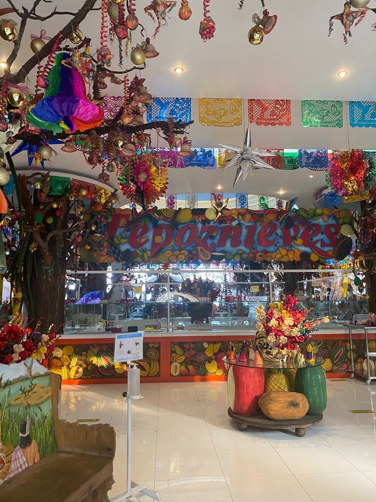 TEPOZNIEVES 26 Photos 5 de Mayo 21, Tepoztlán, Morelos, Mexico