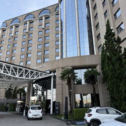 Hotel Pullman - Outside