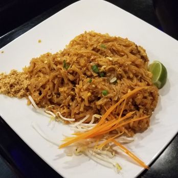 Noodlefan - Chicken Pad Thai, extra spicy. The reddish brown color means business! - Thai Near Me - Castleton Corners, New York