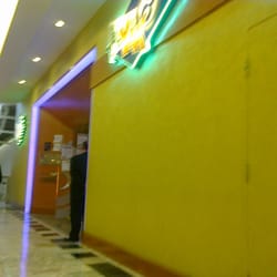Yak Galerías Coapa - La fachada del Yak de Coapa