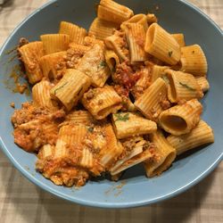 Stella - Stella's Classic Bolognese