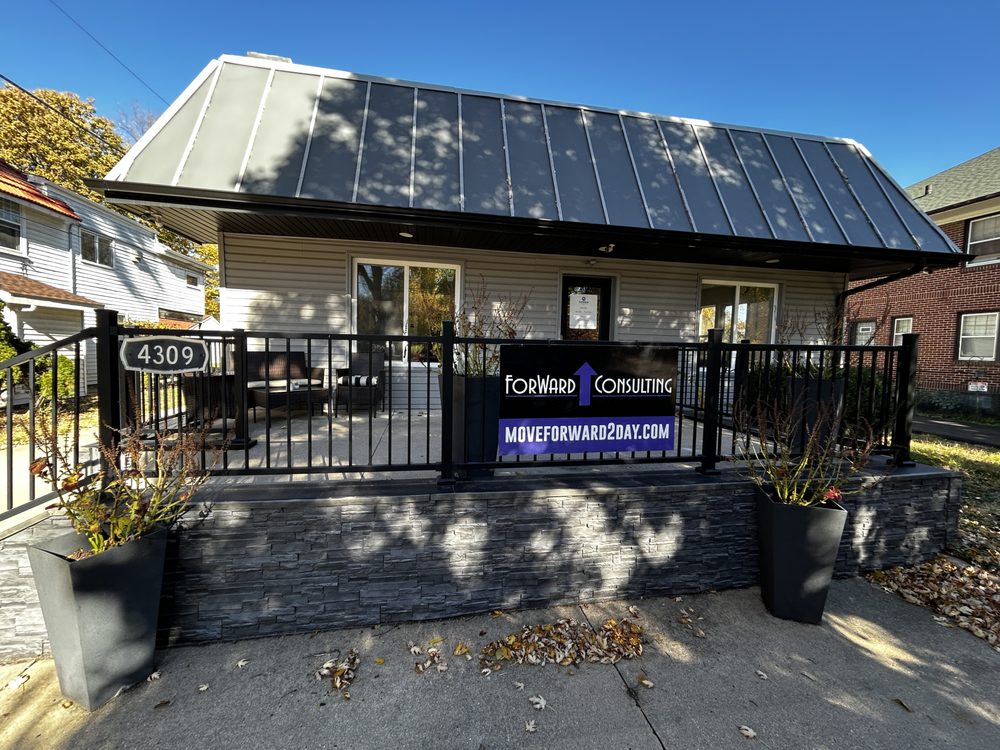 ForWard - grief counselor in Des Moines, IA