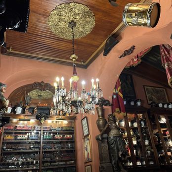 Pavilhão Chinês - Inside - Bars Near Me - Lisbon, 11 Pavilhão Chinês - Inside - Bars Near Me - Lisbon, 11