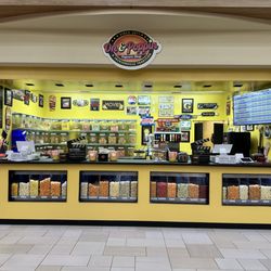 On & Poppin Popcorn Shop