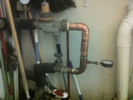 Hydroflow Plumbing Logo