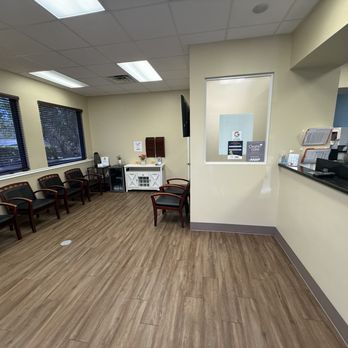 Smile Design San Carlos - Waiting area, Smile Design San Carlos. Dentist in Fort Myers, FL. - Pediatric Dentists Near Me - Fort Myers, Florida Smile Design San Carlos - Waiting area, Smile Design San Carlos. Dentist in Fort Myers, FL. - Pediatric Dentists Near Me - Fort Myers, Florida