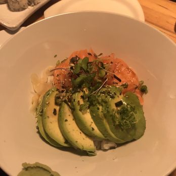 Saku Sushi - Salmon & Avocado Don - Sushi Bars Near Me - Toronto, Ontario Saku Sushi - Salmon & Avocado Don - Sushi Bars Near Me - Toronto, Ontario