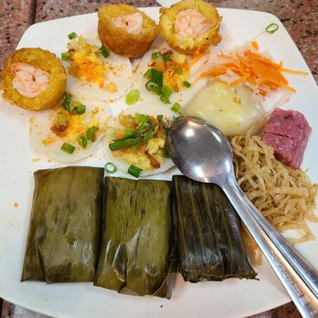 Van's Restaurant - banh khot in top left - Vietnamese Near Me - Garden Grove, California Van's Restaurant - banh khot in top left - Vietnamese Near Me - Garden Grove, California