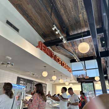 Jeni's Splendid Ice Creams - Ice Cream & Frozen Yogurt Near Me - Alpharetta, Georgia