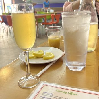 The Funky Brunch Cafe - Mimosa Carafe - Breakfast & Brunch Near Me - Savannah, Georgia The Funky Brunch Cafe - Mimosa Carafe - Breakfast & Brunch Near Me - Savannah, Georgia