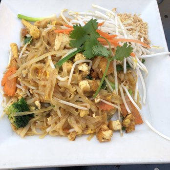 Amarin Thai Cuisine - Vegetarian pad Thai - Thai Near Me - Mountain View, California Amarin Thai Cuisine - Vegetarian pad Thai - Thai Near Me - Mountain View, California