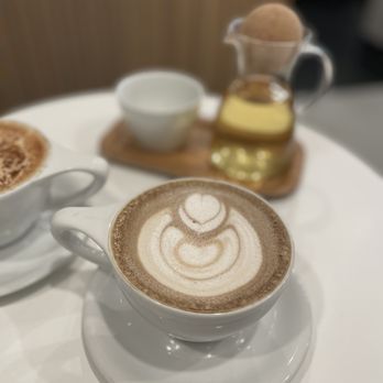 Scorpio Coffee - hojicha latte - Coffee & Tea Near Me - Sacramento, California Scorpio Coffee - hojicha latte - Coffee & Tea Near Me - Sacramento, California