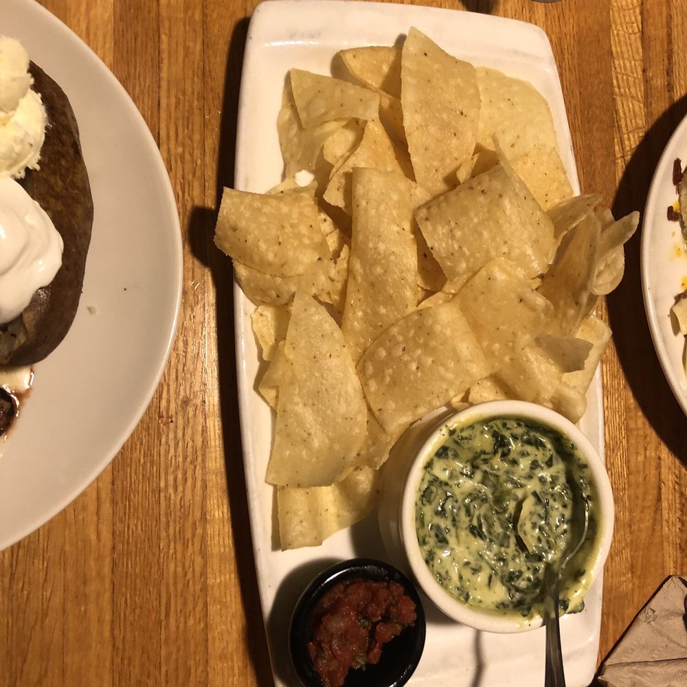 Applebee's Grill + Bar - Spinach artichoke dip - American Near Me - Biloxi, Mississippi Applebee's Grill + Bar - Spinach artichoke dip - American Near Me - Biloxi, Mississippi
