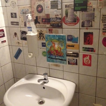 Valentin Stüberl - Herren Waschbecken - Dive Bars Near Me - Berlin, BE Valentin Stüberl - Herren Waschbecken - Dive Bars Near Me - Berlin, BE