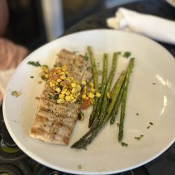 Sea Captain's House - Grilled Mahi