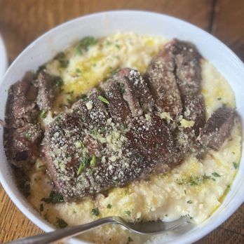 Morluski's - Special - Steak Alfredo - Wine Bars Near Me - Clarence, New York
