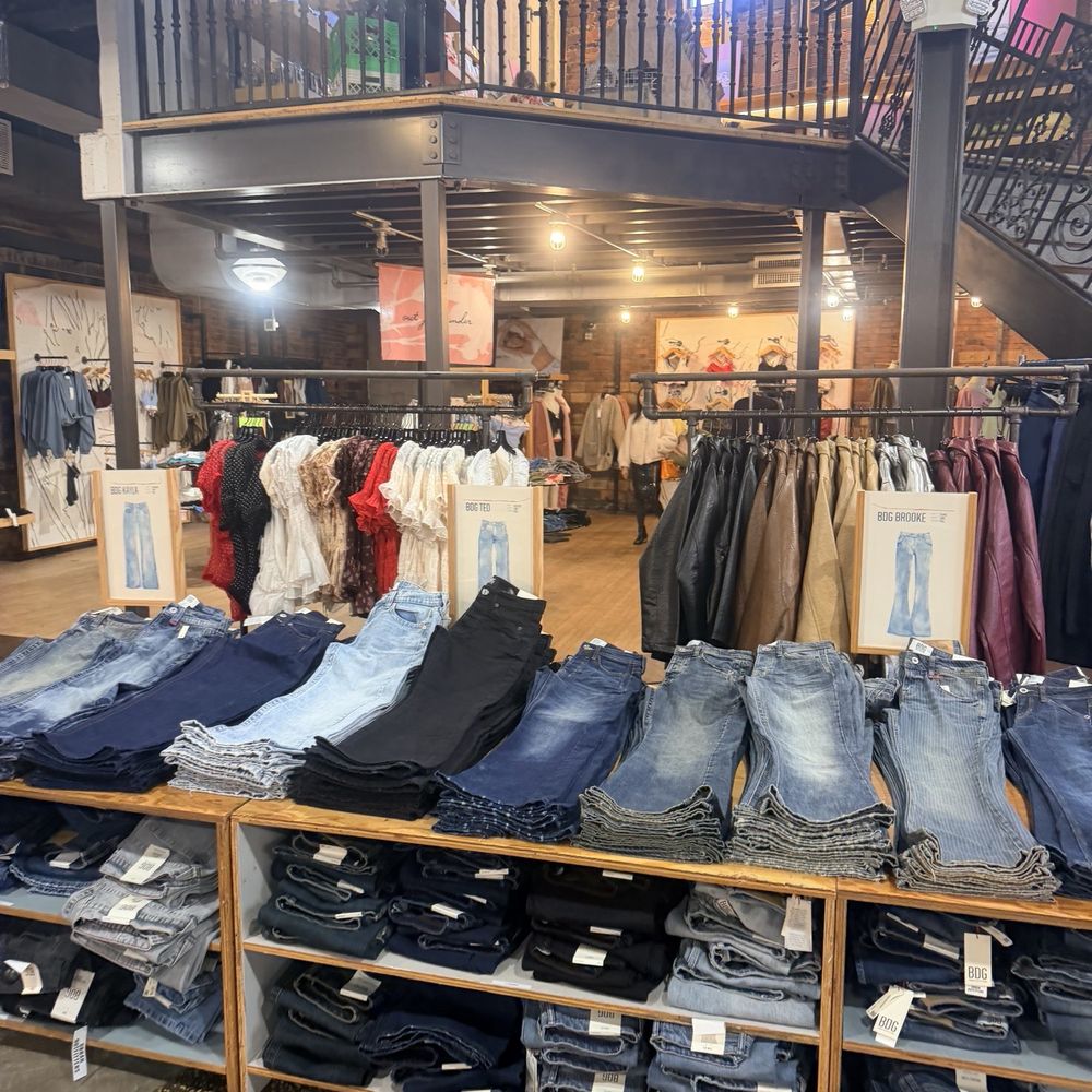 Urban Outfitters - Women's Clothing Near Me - Montclair, New Jersey Urban Outfitters - Women's Clothing Near Me - Montclair, New Jersey