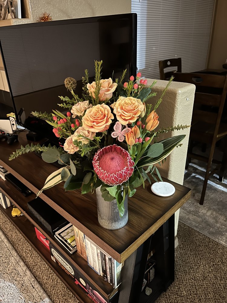 MAYFIELD FLORIST 183 Photos & 270 Reviews 2200 N Wilmot Rd, Tucson