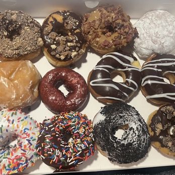 Donut King - Variety of donuts - Donuts Near Me - Winter Park, Florida