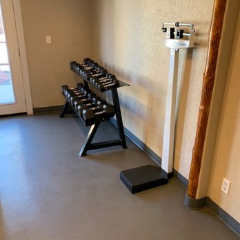 Holiday Inn The Lodge at Big Bear Lake - Free weights - Big Bear, CA
