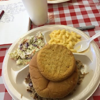Watson's BBQ - Pulled pork Sandwich Plate - Barbeque Near Me - Tucumcari, New Mexico Watson's BBQ - Pulled pork Sandwich Plate - Barbeque Near Me - Tucumcari, New Mexico