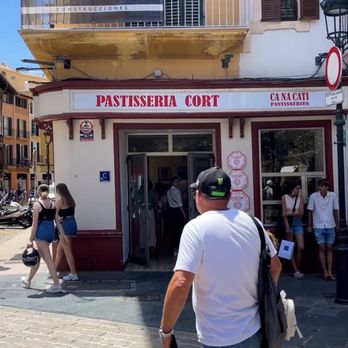 Pastisseria Ca Na Cati - Bakeries Near Me - Palma, PM Pastisseria Ca Na Cati - Bakeries Near Me - Palma, PM