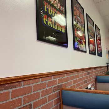 Quechua'S Restaurant - he interior of a restaurant - Peruvian Near Me - Hampden, Pennsylvania Quechua'S Restaurant - he interior of a restaurant - Peruvian Near Me - Hampden, Pennsylvania