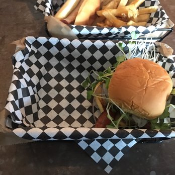 Mission - Bacon cheese burger - Burgers Near Me - Newport, Rhode Island Mission - Bacon cheese burger - Burgers Near Me - Newport, Rhode Island