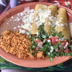 El Mariachi Mexican Cuisine - Enchiladas